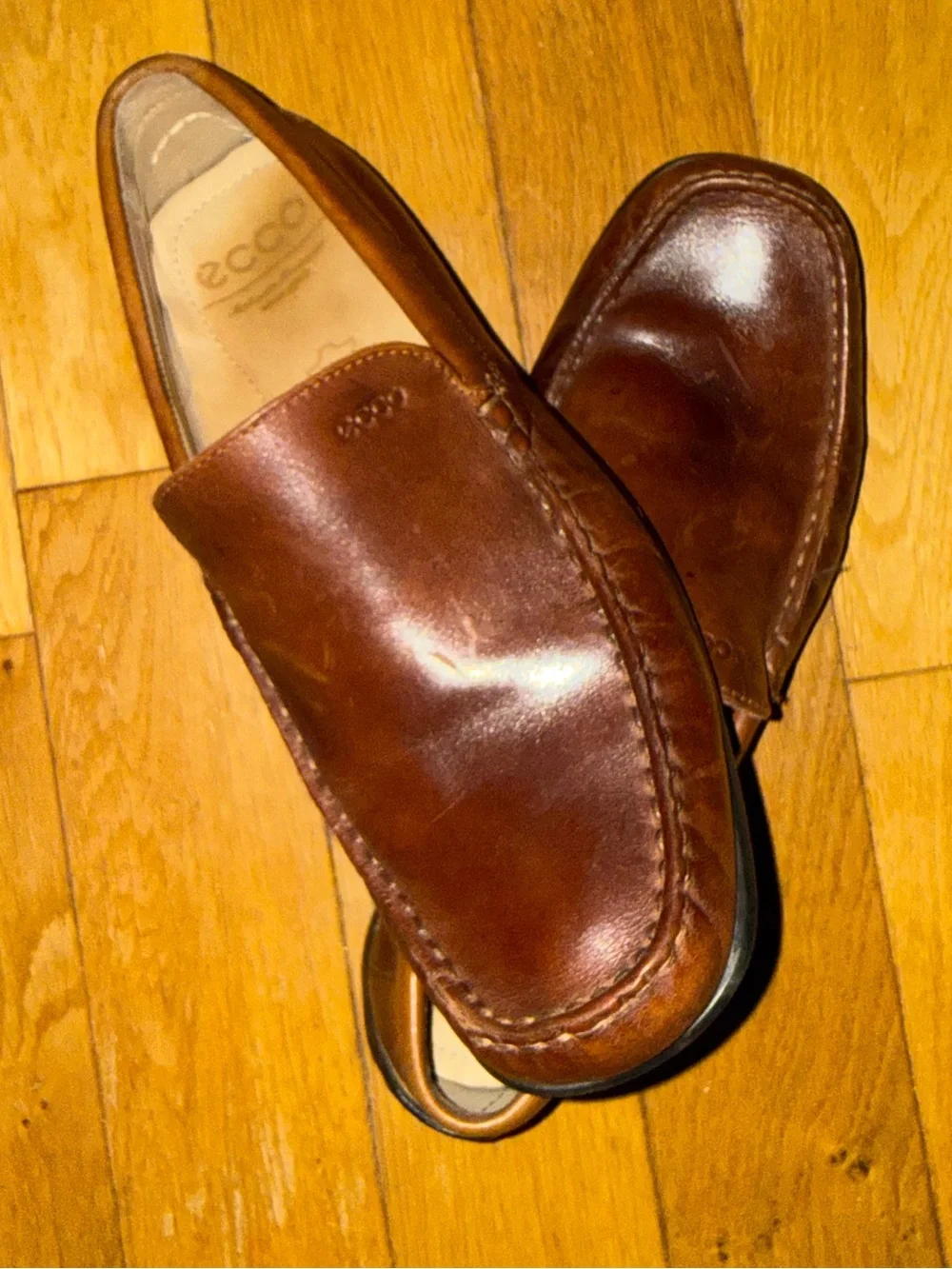 Ecco Men’s Chestnut Leather Slip-On Loafers